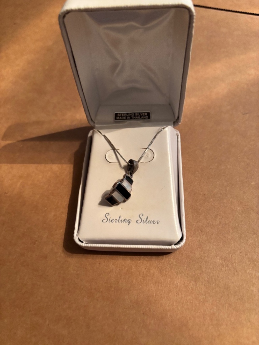 Sterling Silver Geometric Necklace & Pendant w/Black & Whte Inlay
